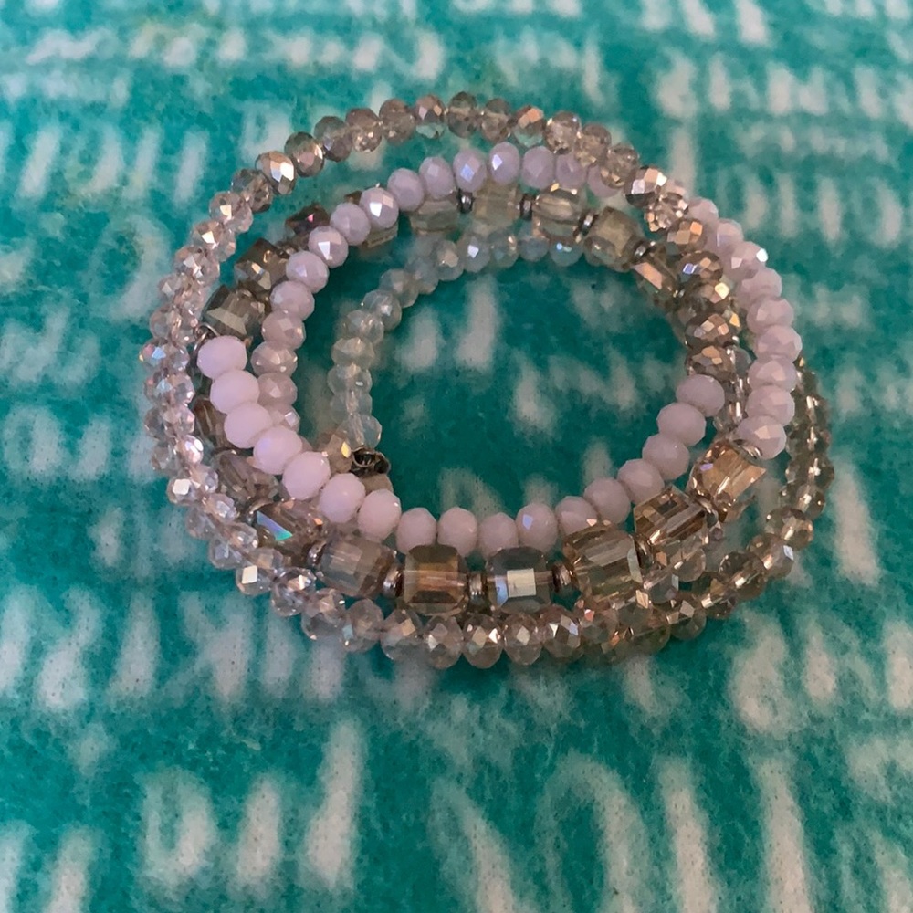 Beaded bracelet